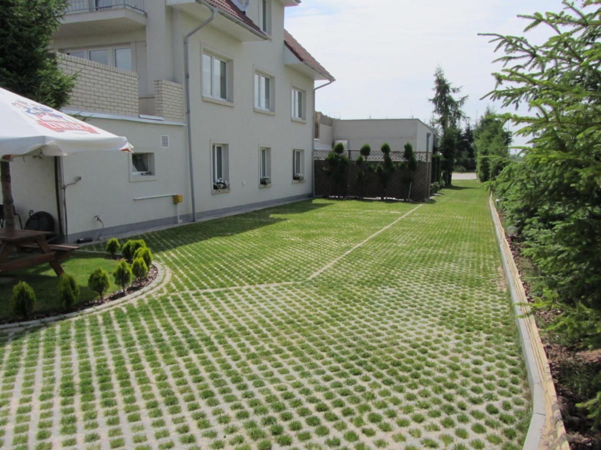 Pokoj Vivat Mierzyn  Extérieur photo