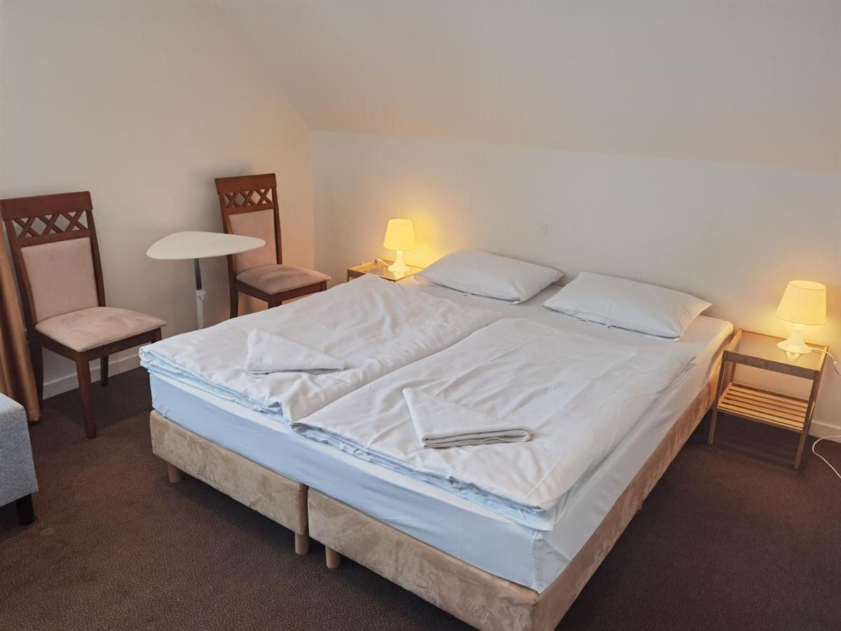 Pokoj Vivat Mierzyn  Chambre photo